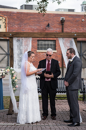 winter-park-farmers-market-wedding-erin-and-devan-selections 1271