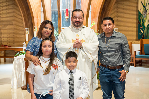 st-john-vianney-first-communion-may-29-2021 1049