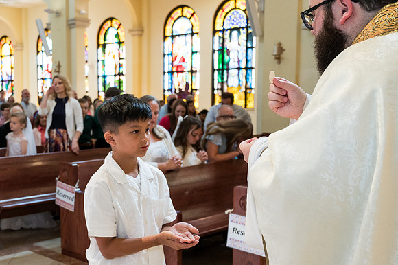 St James First Communion April 27 9 AM 0075