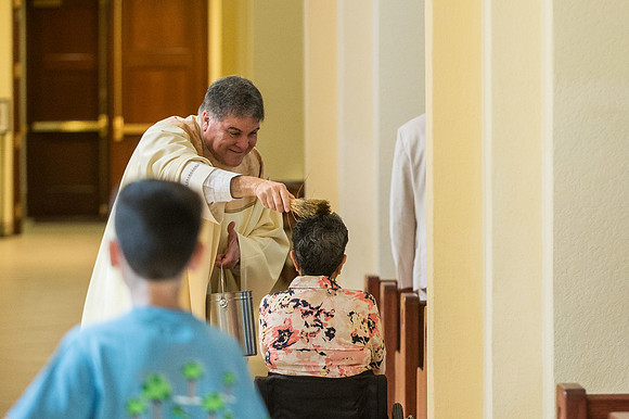 St James First Communion April 27 11 AM 0018