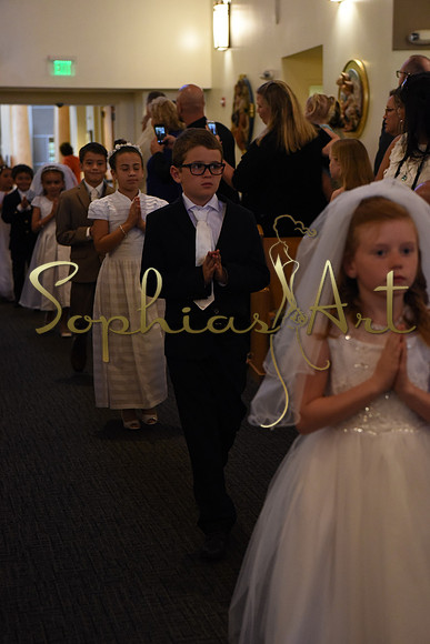 Holy-Family-First-Communion-April-29 2114