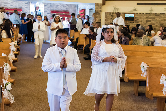 St-Francis-of-Assisi-First-Communions-May-4-1130 1293