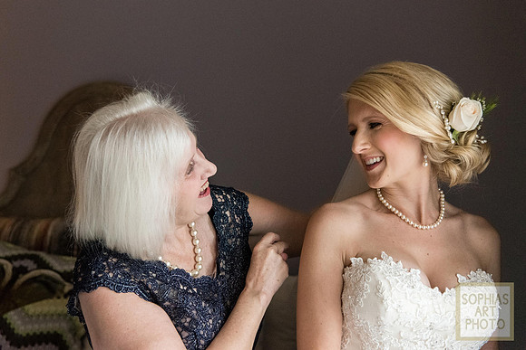 bohemian-celebration-hotel-wedding-georgina-and-david 1097