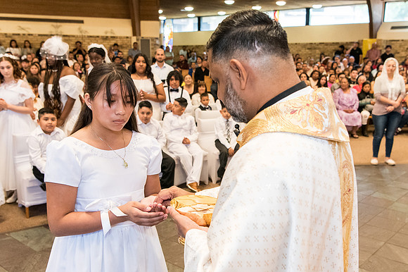 St Francis First Communion May 4 0305