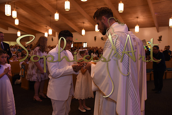 Holy-Family-First-Communion-April-29 2192