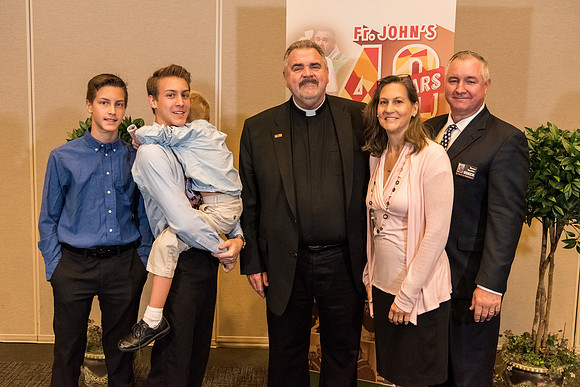 Fr-Giel-40th-Anniversary-1088