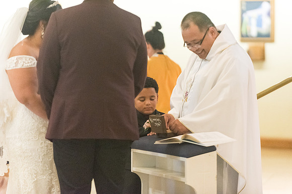 holy-redeemer-catholic-church-wedding-erika-and-ferdy 3432