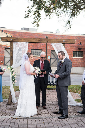 winter-park-farmers-market-wedding-erin-and-devan-selections 1247