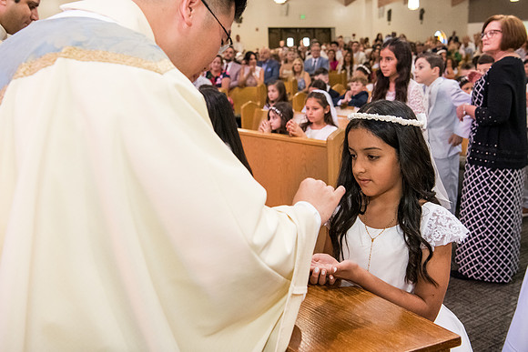 Holy Family First Communion May 4 0136
