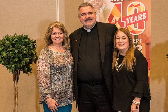 Fr-Giel-40th-Anniversary-1090