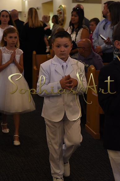Holy-Family-First-Communion-April-29 2122