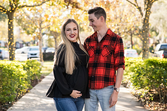 Sarah and Nick Maternity 0015