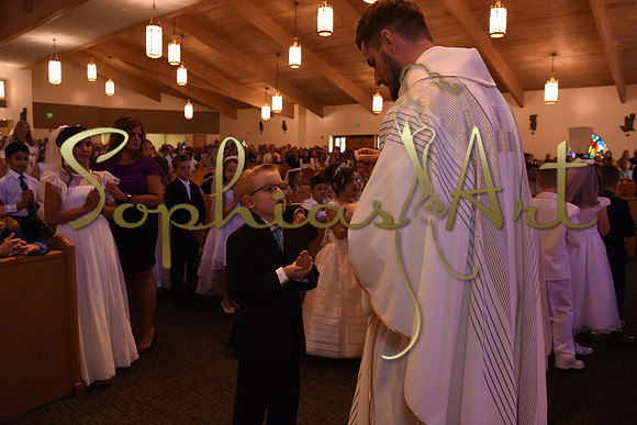 Holy-Family-First-Communion-April-29 2232