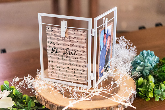 corrin-and-charlie-wedding-selections 1020