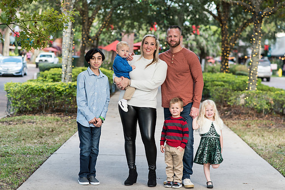 visnich-family-december-2021 1035-Editfinal