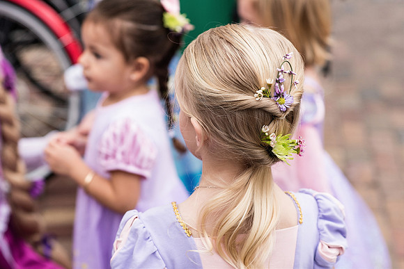 rapunzel-event-plant-street-flower-cart 1077final