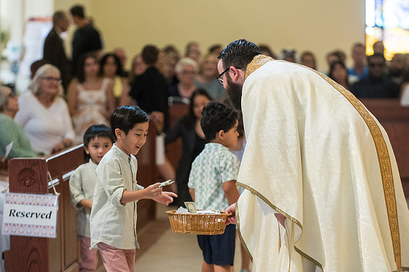 St James First Communion April 27 9 AM 0040