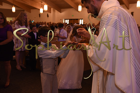 Holy-Family-First-Communion-April-29 2197