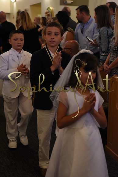 Holy-Family-First-Communion-April-29 2121