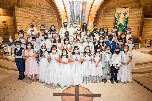 st-john-vianney-first-communion-may-29-2021 1045