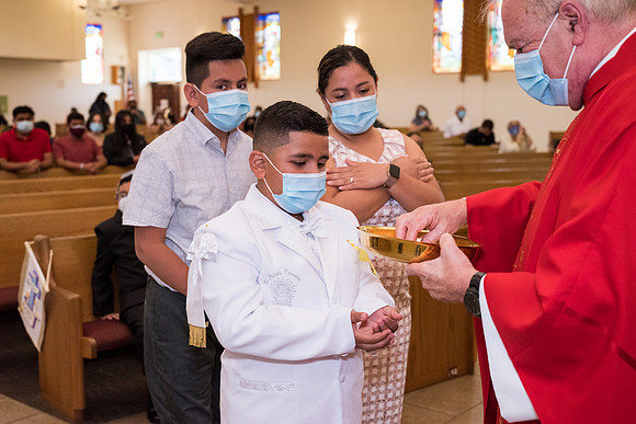 good-shepherd-first-communion-may-22-615pm 1011