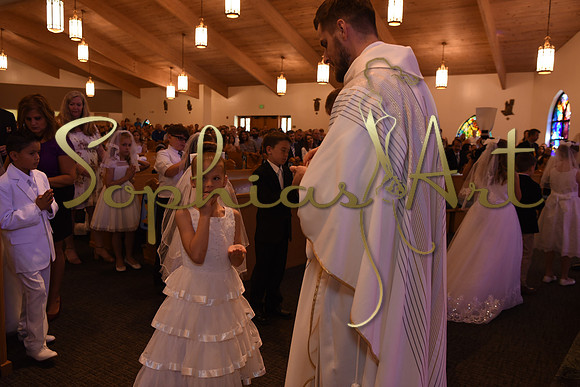Holy-Family-First-Communion-April-29 2201