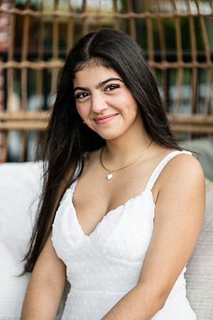 Cherise-Bell Senior Photos 0111-Edit