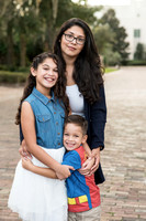 oquendo-family-winter-garden-session 1022final