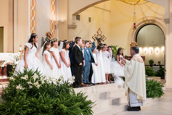 St James First Communion May 4 0101
