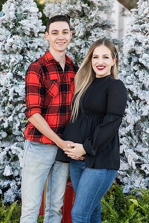 Sarah and Nick Maternity 0042-Edit