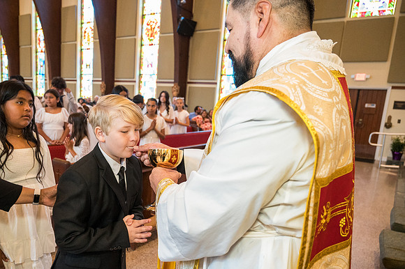 St Peter First Communion May 4 0147
