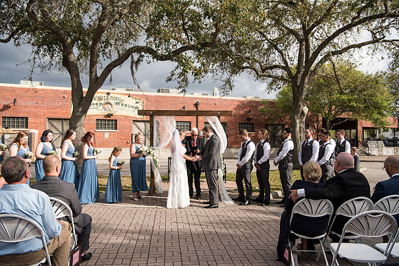 winter-park-farmers-market-wedding-erin-and-devan-selections 1329