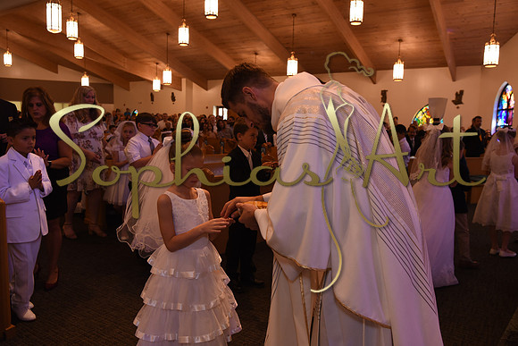 Holy-Family-First-Communion-April-29 2200