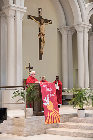 St.-John-the-Evangelist-Catholic-Church-Confirmation-2018 1081