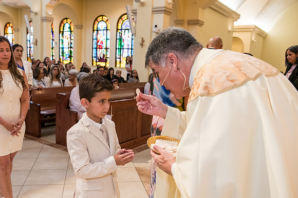 St James First Communion May 4 0198