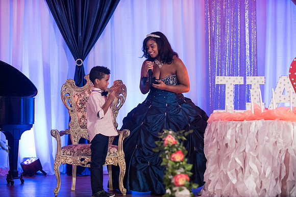 Tiares Sweet 16 1143
