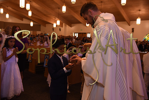Holy-Family-First-Communion-April-29 2221