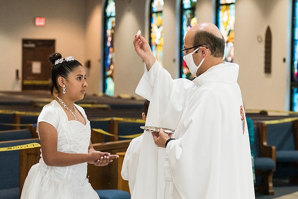 first-communion-st-ann-june-27 1029