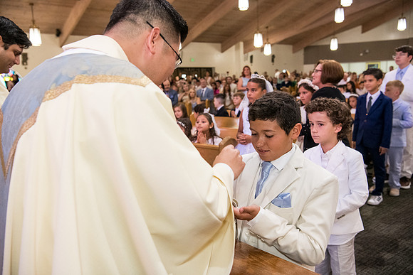 Holy Family First Communion May 4 0086