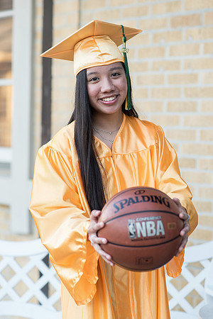 HFCS-Grad-Photos-Beatrice 1059final