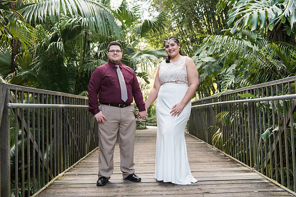 Leu-Gardens-Engagement-Session-Lumarie-and-Emanuel 10122