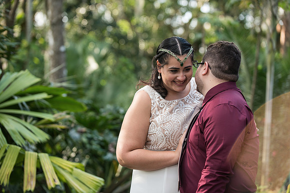 Leu-Gardens-Engagement-Session-Lumarie-and-Emanuel 10252