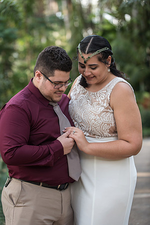 Leu-Gardens-Engagement-Session-Lumarie-and-Emanuel 10372