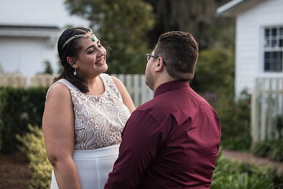 Leu-Gardens-Engagement-Session-Lumarie-and-Emanuel 10462
