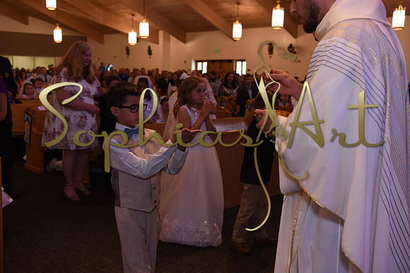 Holy-Family-First-Communion-April-29 2196