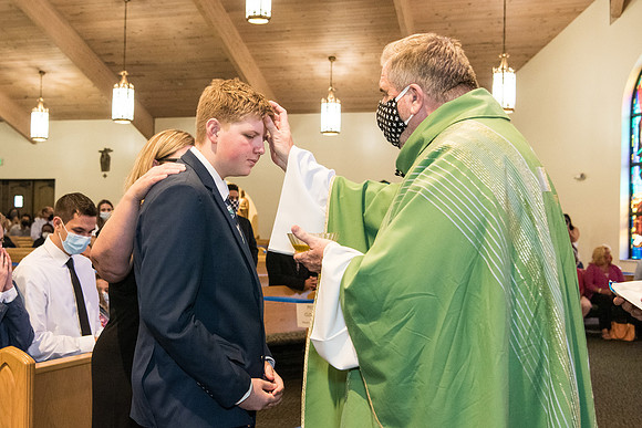 confirmation-2020-holy-family 1117