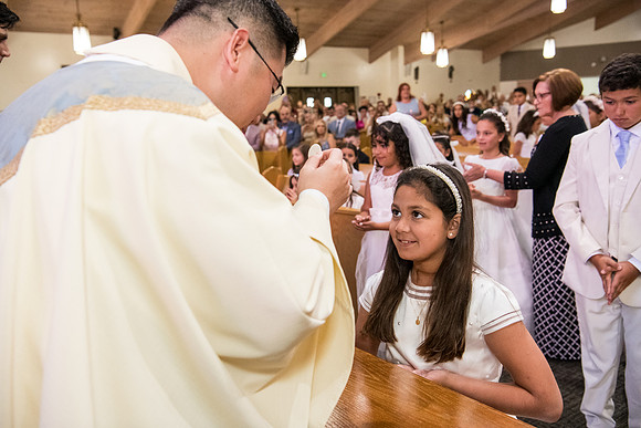 Holy Family First Communion May 4 0084