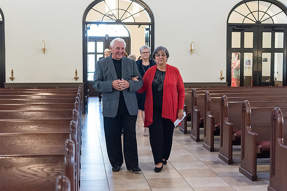corpus-christi-catholic-church-wedding-ashley-and-jonathan 1196