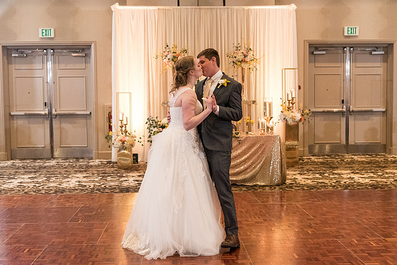 corpus-christi-catholic-church-wedding-ashley-and-jonathan 1444