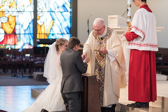corpus-christi-catholic-church-wedding-ashley-and-jonathan 1059